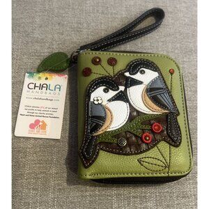 NEW WITH TAGS CHALA CHICKADEE BIRD ZIPPERED WALLET GREEN FAUX LEATHER